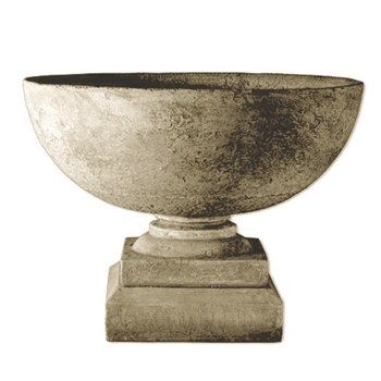 An antiqued urn can make a beautiful visual impact in the garden. Browse our collection of concrete, ceramic planters and urns.