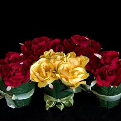 Tour the virtual garden of our floral department: incredible collections of permanent botanicals and floral arranging accessories.