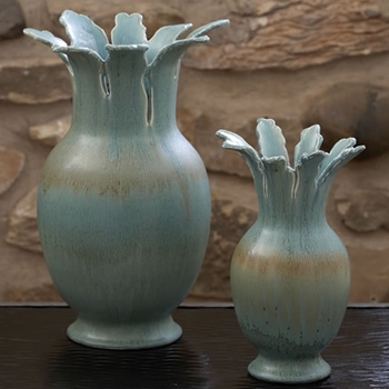 Aqua Ruffle Vase (S)