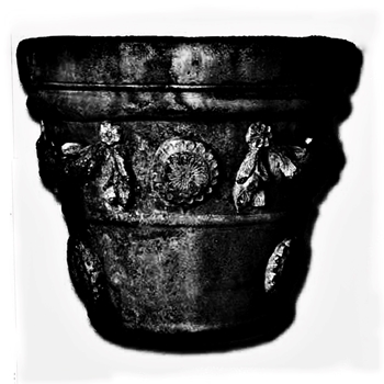 Planter - Boboli 18W/16H Dusted Black Fiberglass