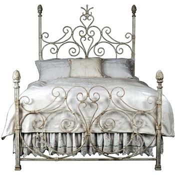 Bed - Scroll 4 Poster Queen  61W/82D/61H