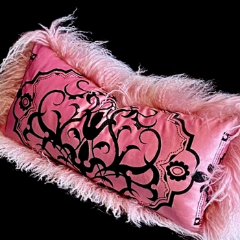 Tibet Fur Petal Pink with Garden Gate Pink Reverse Cushion 24W/12