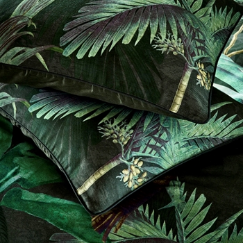 Siona Sham Cover Emerald Forest Queen 30x20in Set of 2