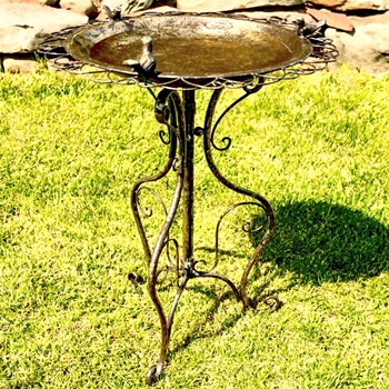 Birdbath - Stephania Gold 19x29in