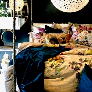 Designers Guild Aubriet Fuchsia Linen Bedding