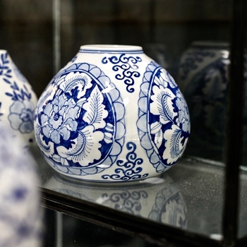 Delft Vase - Eleanor 6W/5H