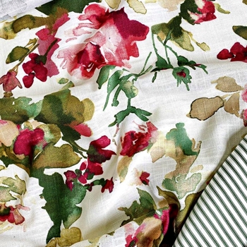 Print - Mimi Blossom Berry - 54in, 75% cotton, 25% Linen, Repeat 27H x 25V, 20K DR