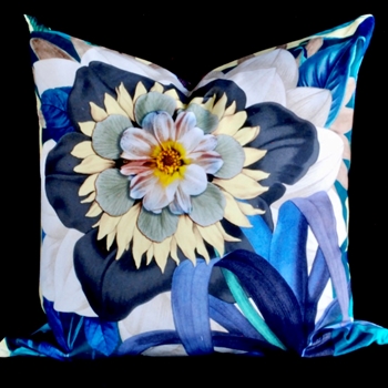 Lacroix - Fleurs d'artifice Marais Cushion Face 22SQ